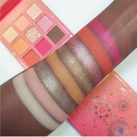 7 pc Makeup Revolution Eyeshadow/Lip Bundle - Picture 9 of 9